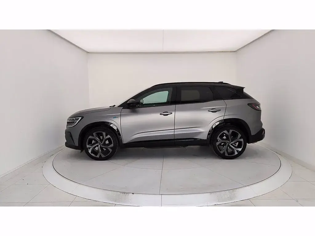Usata Renault Austral Techno Esprit Alpine 200 CV (147 kW) 2023 Grigio scuro SUV