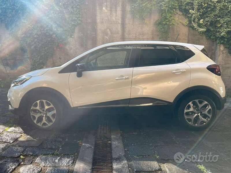 Usata Renault Captur Intens 120 CV (88 kW) 2017 Bianco SUV