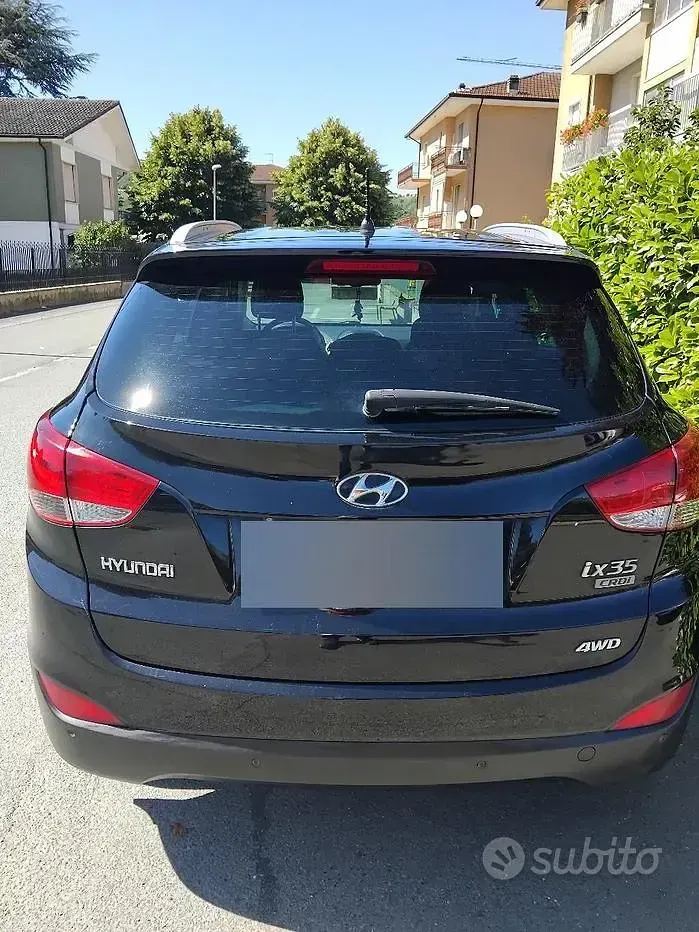 Usata Hyundai ix35 136 CV (100 kW) 2012 Nero SUV