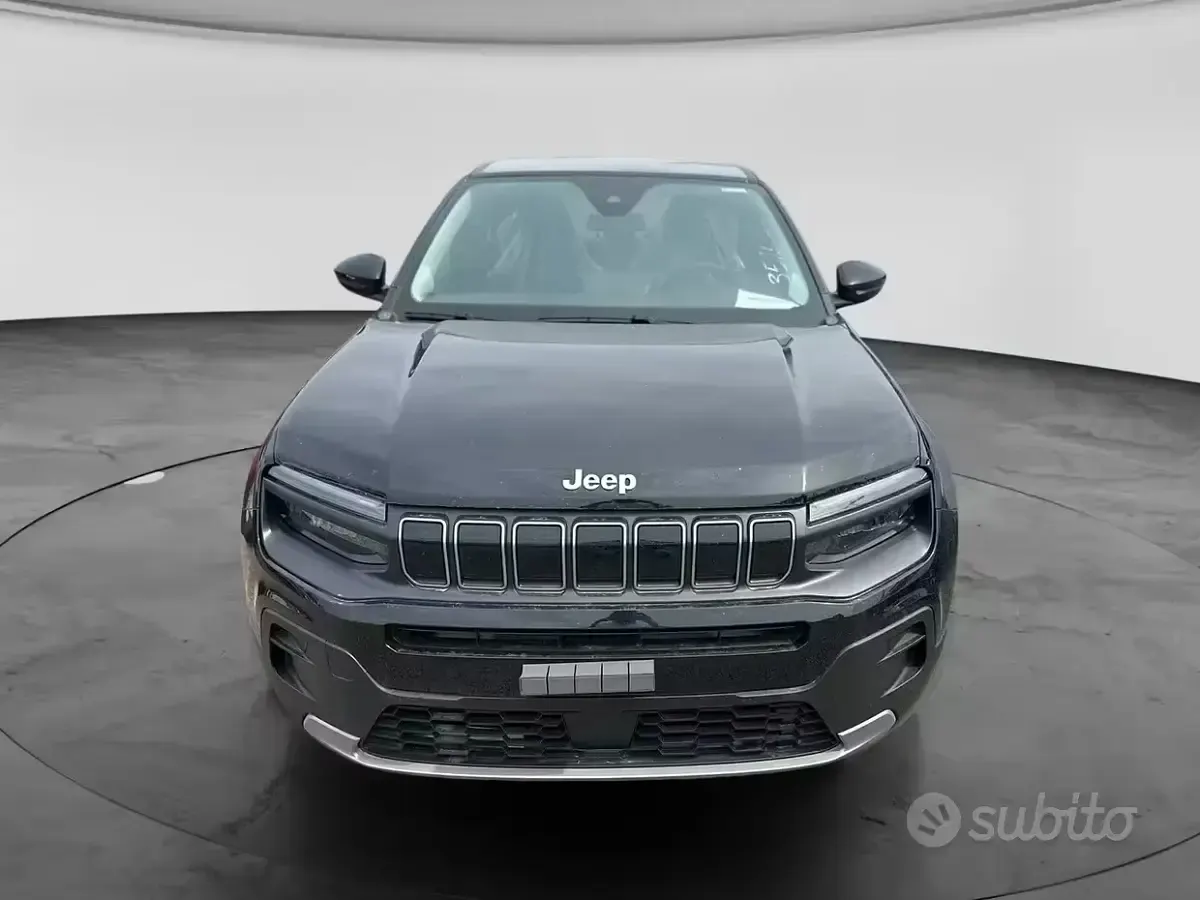 Usata Jeep Avenger Altitude 101 CV (74 kW) 2023 Nero SUV