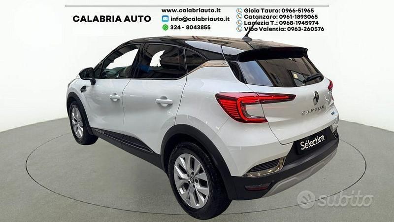 Usata Renault Captur Intens 145 CV (106 kW) 2022 Bianco SUV
