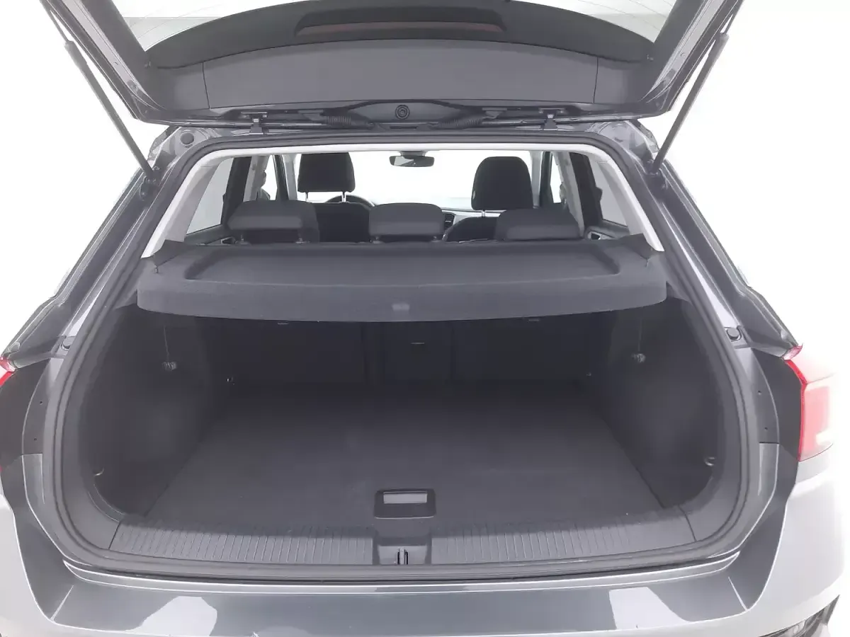 Usata VW T-Roc Style 116 CV (85 kW) 2021 Grigiogrigio SUV