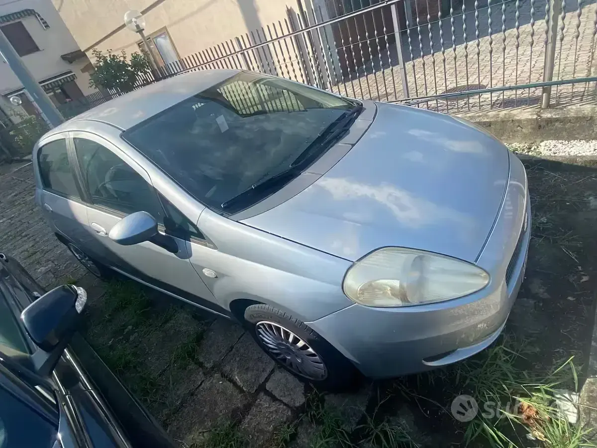 Usata Fiat Grande Punto 65 CV (47 kW) 2006 Utilitaria