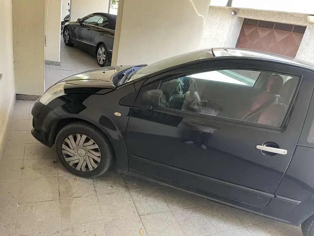 Usata Citroën C2 Exclusive 60 CV (44 kW) 2007 Nero Utilitaria