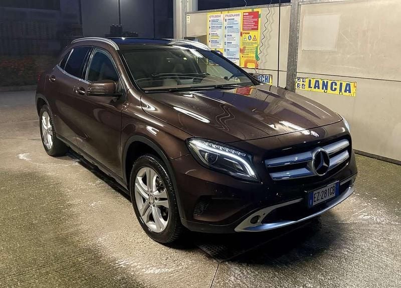 Usata Mercedes GLA200 136 CV (100 kW) 2015 SUV