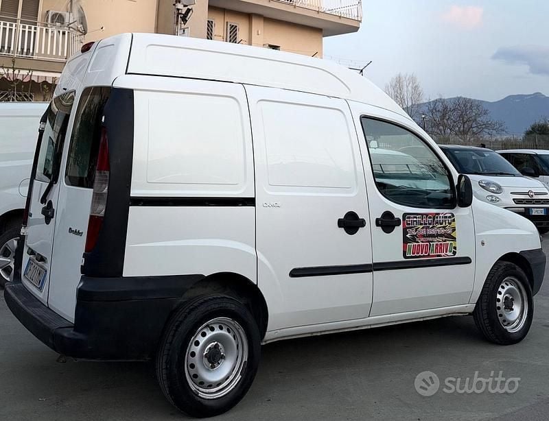 Usata Fiat Doblò 100 CV (73 kW) 2002 Bianco Monovolume
