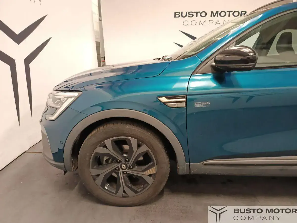 Usata Renault Arkana Techno 145 CV (106 kW) 2023 Blu/azzurro SUV