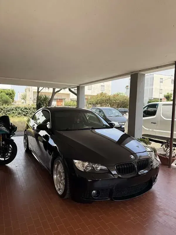 Usata BMW 330 M Sport 245 CV (180 kW) 2009 Nero Coupé
