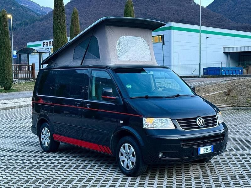 Usata VW California Beach 130 CV (95 kW) 2007 Nero Furgone