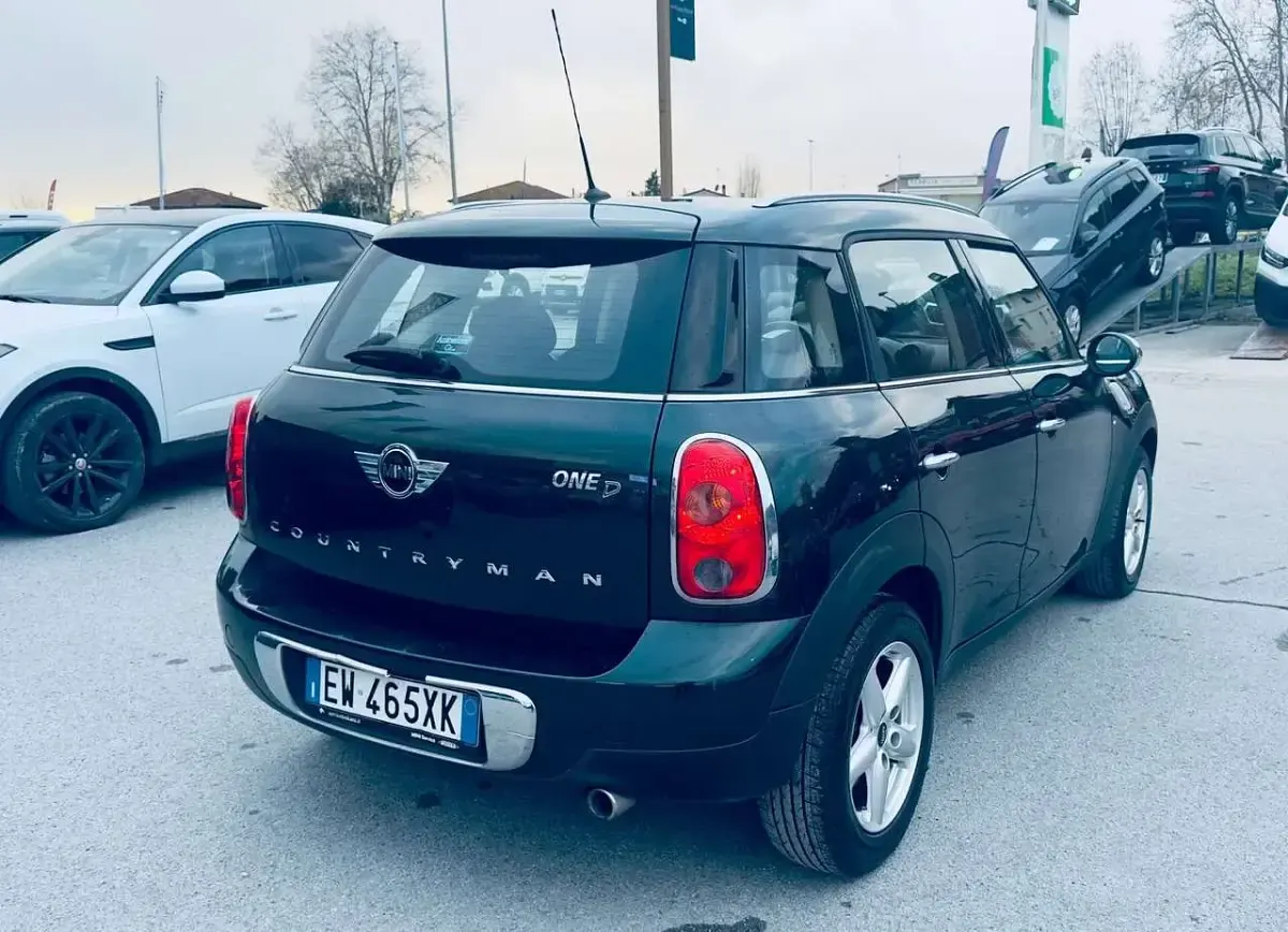 Usata Mini One D Countryman 90 CV (66 kW) 2014 Verde SUV
