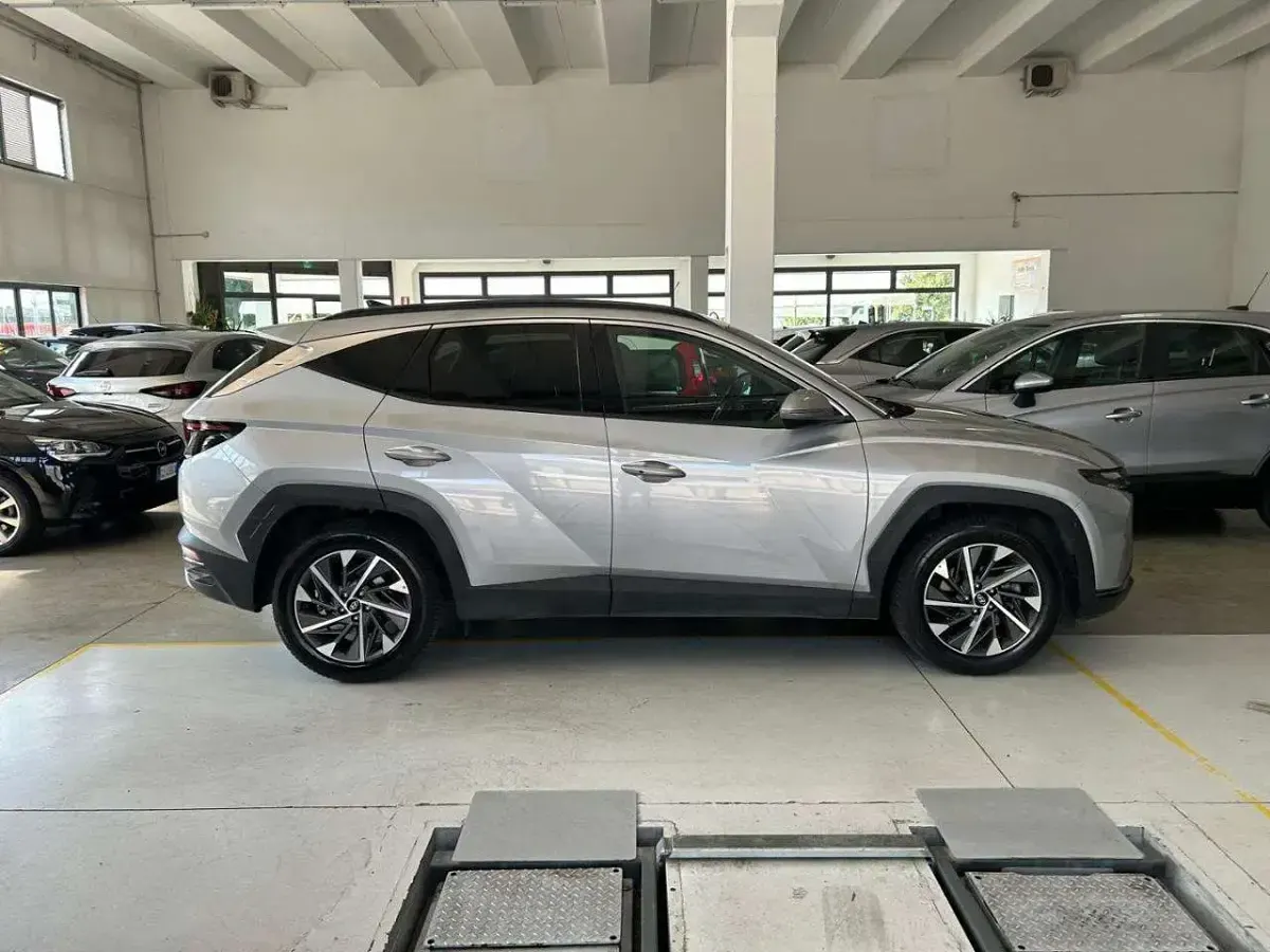 Usata Hyundai Tucson 116 CV (85 kW) 2021 Argento SUV