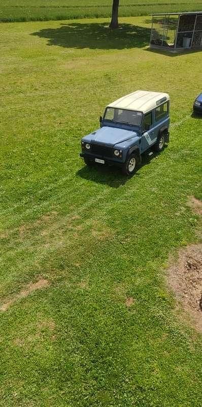Usata Land Rover Defender 86 CV (63 kW) 1988 Blu/azzurro SUV