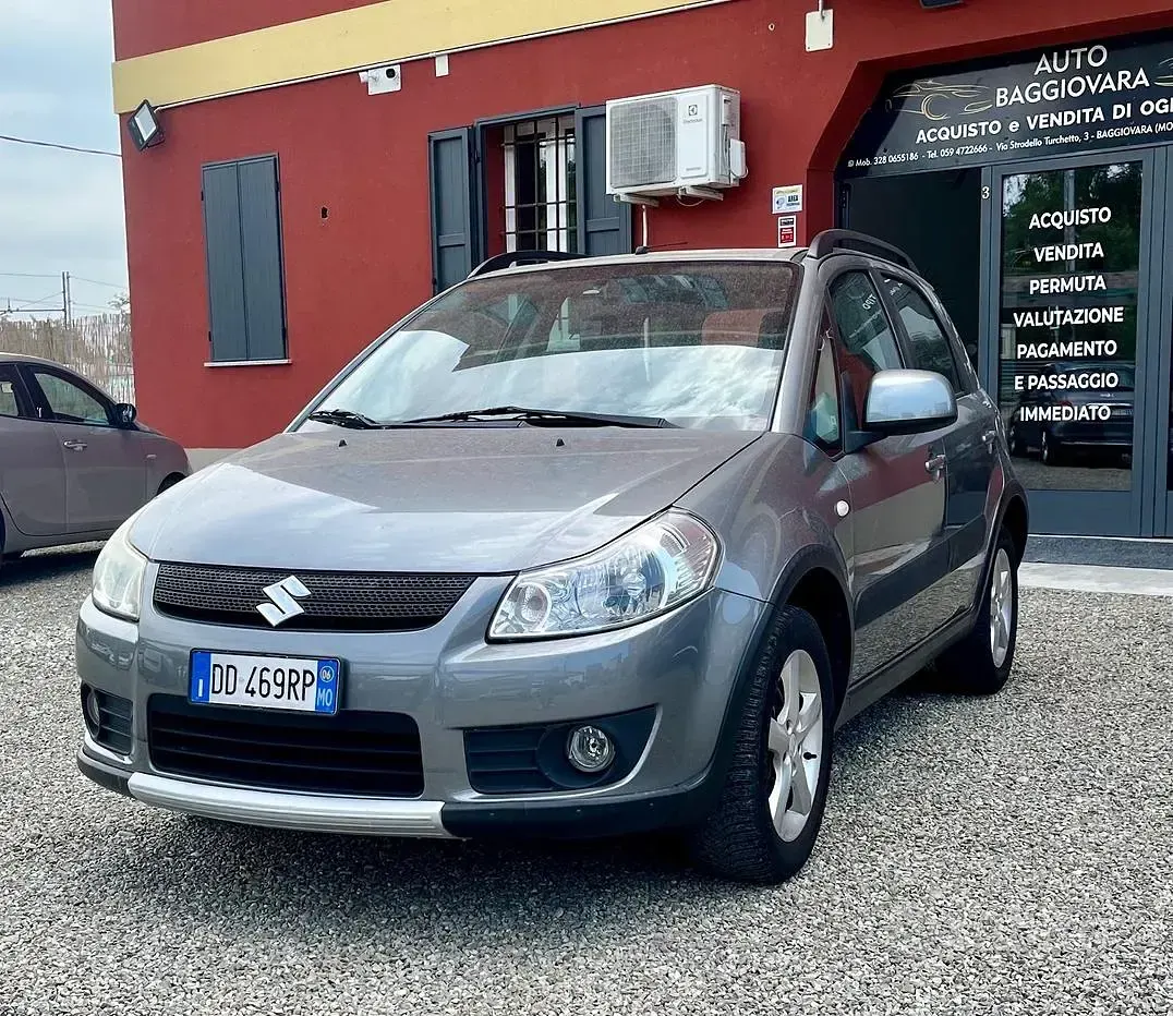 Usata Suzuki SX4 107 CV (78 kW) 2006 Grigio SUV