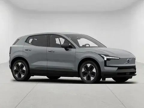 Nuova Volvo EX30 Plus 200 kW (272 CV) 2026 SUV