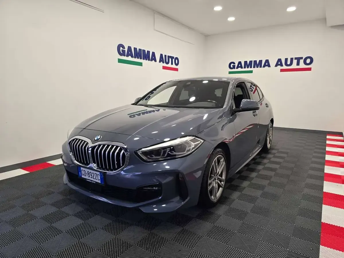 Usata BMW 116 M Sport 116 CV (85 kW) 2021 Individual storm bay Utilitaria