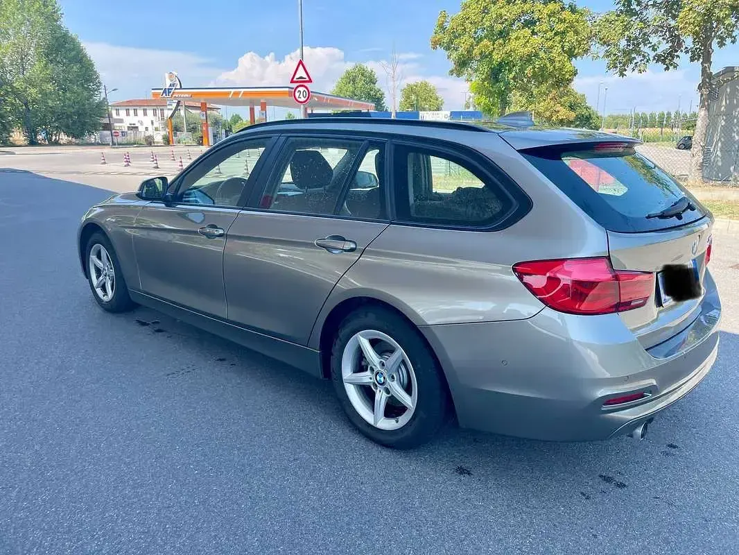 Usata BMW 318 Sport Line 150 CV (110 kW) 2018 Station wagon