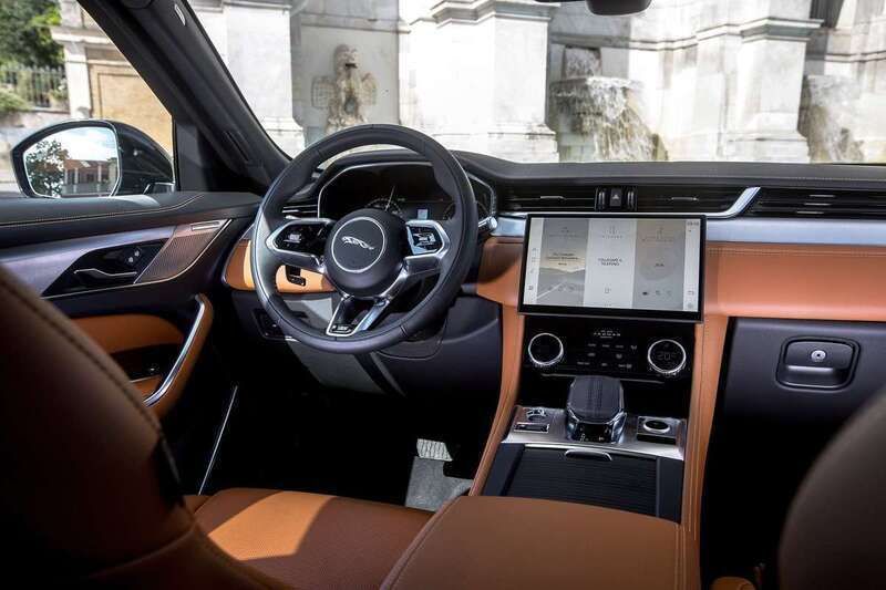 Blu/azzurro Usata 2021 Jaguar F-Pace S SUV | 39.970 € (Buon prezzo) - Immagine 1/3