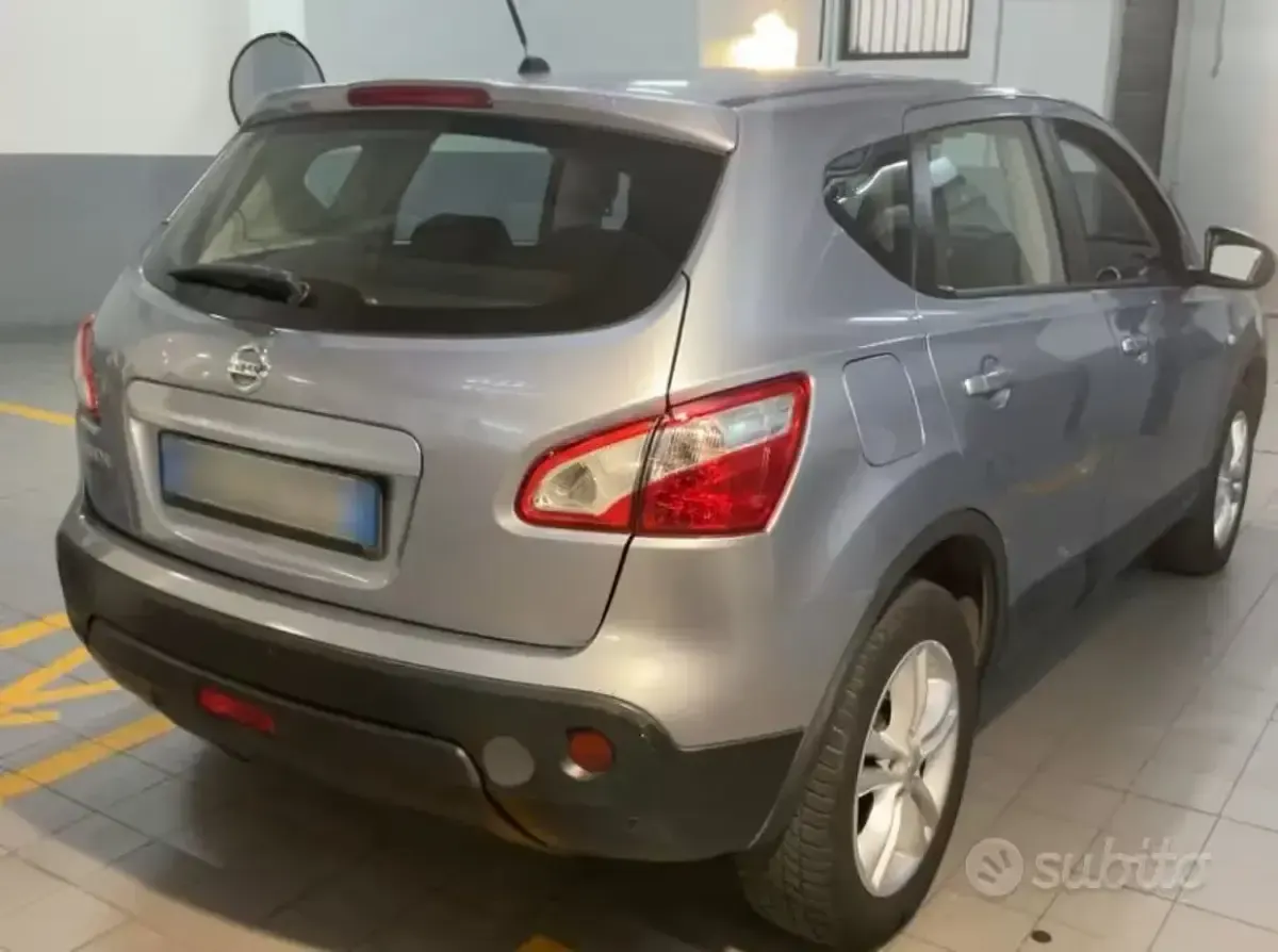 Usata Nissan Qashqai 116 CV (85 kW) 2012 Grigio SUV