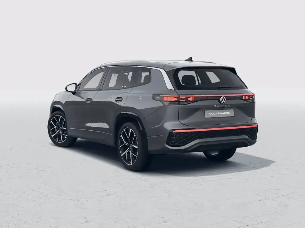 Nuova VW Tayron R-line 150 CV (110 kW) 2026 Dolphin grey metallizzato SUV
