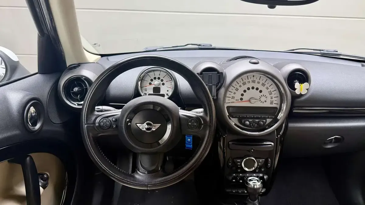 Usata Mini Cooper D Countryman 111 CV (81 kW) 2010 Grigio SUV