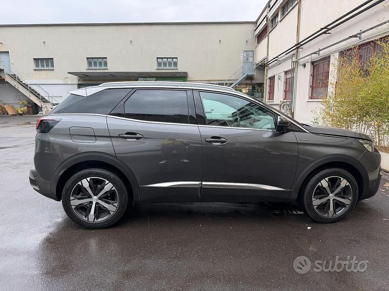 Usata Peugeot 3008 GT-line 179 CV (131 kW) 2019 Grigio SUV