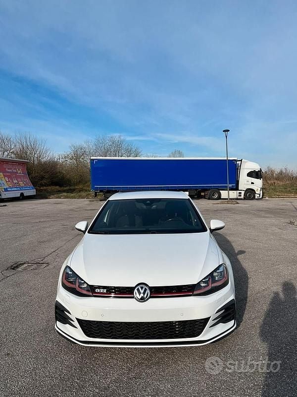 Usata VW Golf VII GTI 245 CV (180 kW) 2018 Bianco Berlina