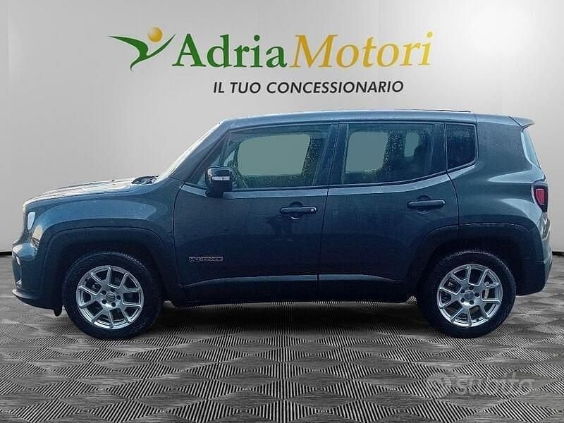 Usata Jeep Renegade Limited 131 CV (96 kW) 2022 Grigio scuro SUV