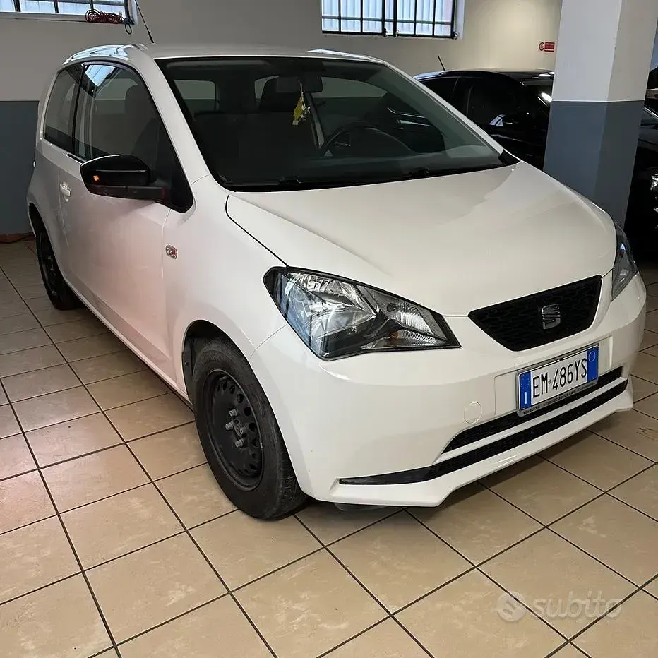 Usata Seat Mii Style 60 CV (44 kW) 2012 Bianco Utilitaria
