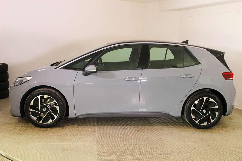 Usata VW ID.3 Life 69 kW (95 CV) 2023 Nero Utilitaria