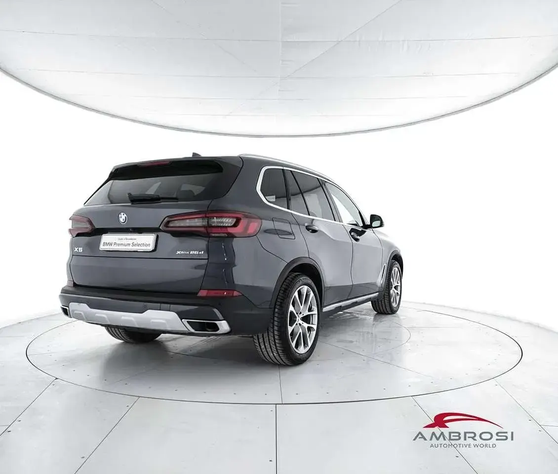 Usata BMW X5 xLine 231 CV (169 kW) 2022 Blu SUV