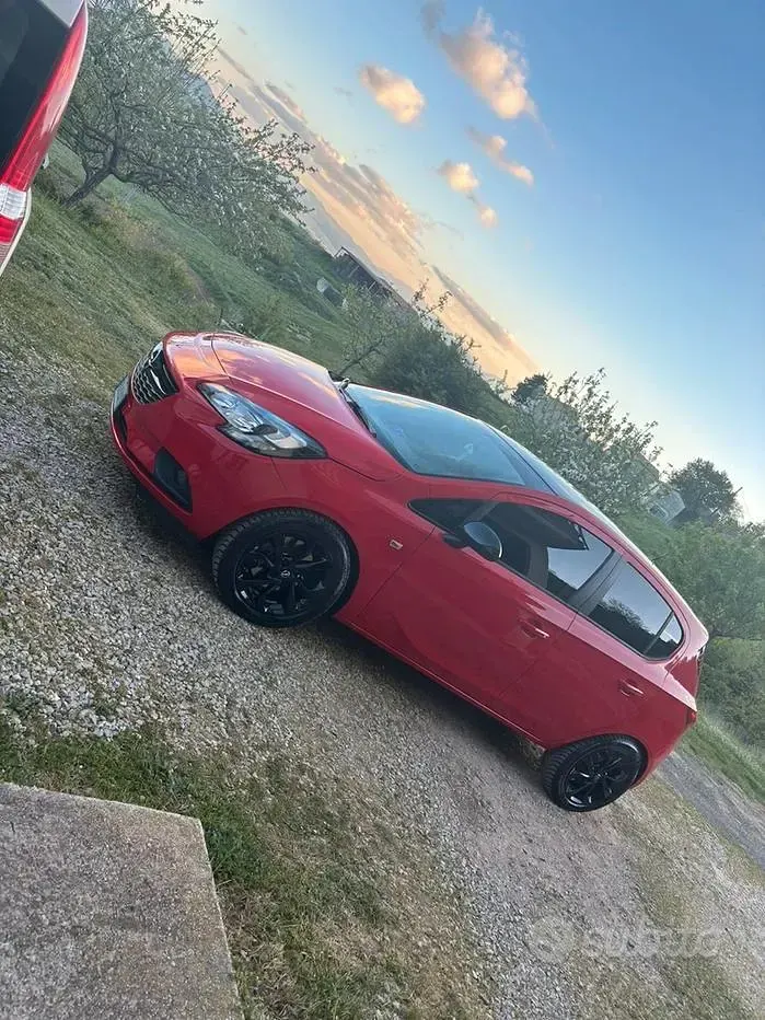 Usata Opel Corsa 75 CV (55 kW) 2016 Rosso Utilitaria