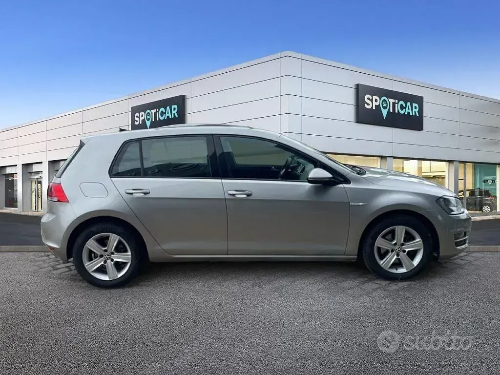 Usata VW Golf VII Highline 110 CV (80 kW) 2015 Grigio Berlina