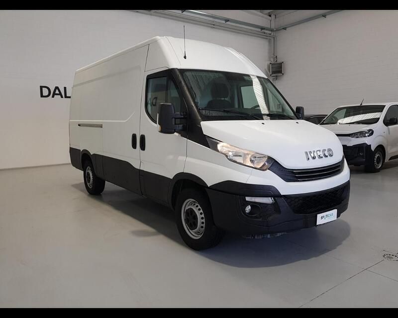Bianco Usata 2019 Iveco Daily Furgone | 17.204 € (Buon prezzo) - Immagine 1/4