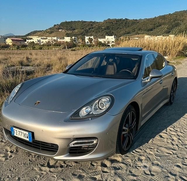 Grigio Usata 2010 Porsche Panamera Turbo Tre volumi | 33.000 € - Immagine 1/4