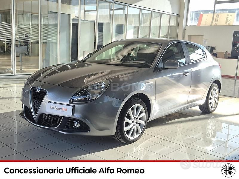 Usata Alfa Romeo Giulietta Sprint 120 CV (88 kW) 2020 Grigio Utilitaria