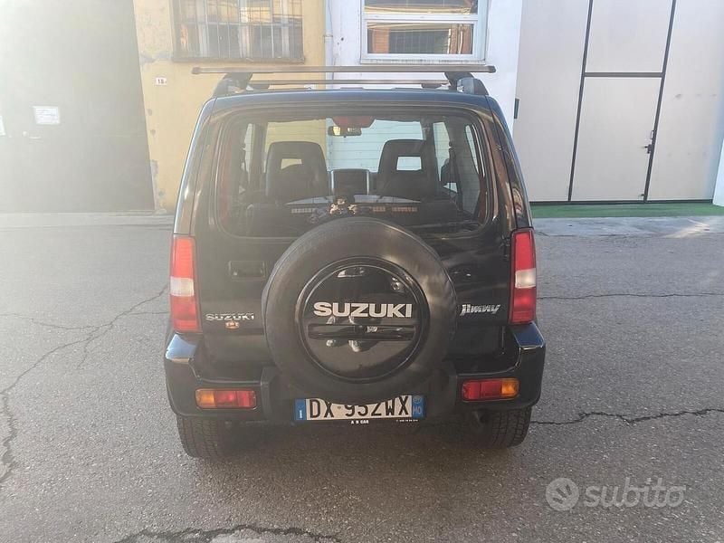 Usata Suzuki Jimny 85 CV (62 kW) 2009 Blu SUV