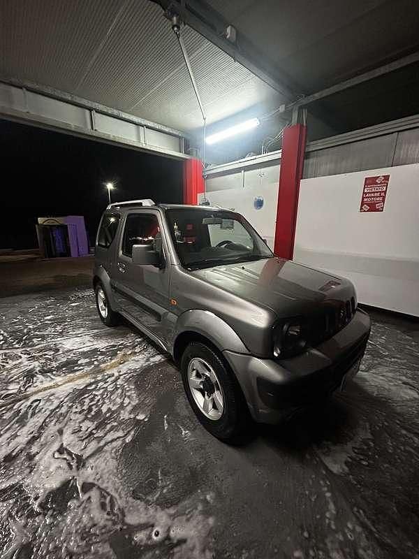Usata Suzuki Jimny 86 CV (63 kW) 2006 SUV