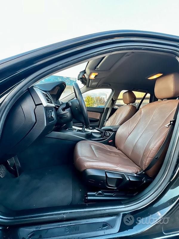 Usata BMW 318 Exclusive 143 CV (105 kW) 2013 Nero Station wagon