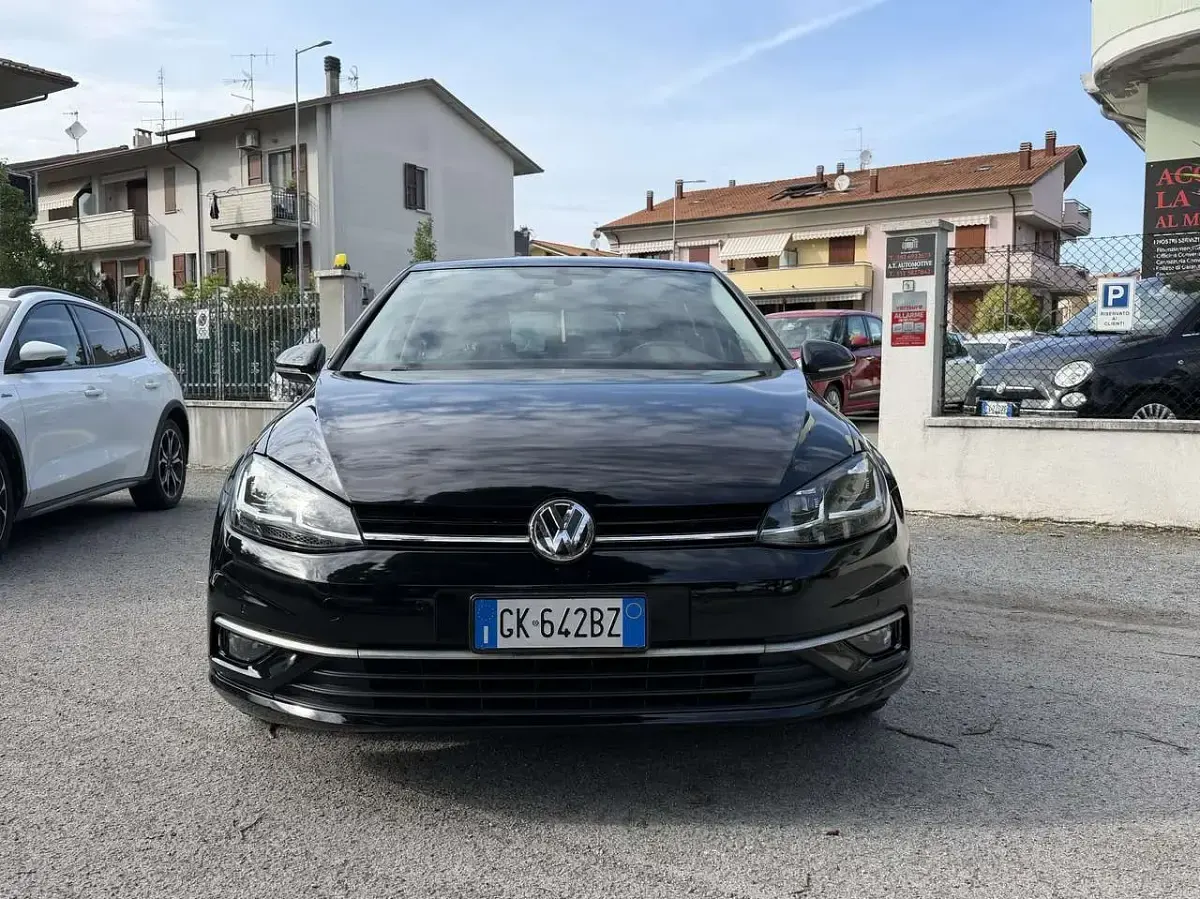 Usata VW Golf VII Executive 116 CV (85 kW) 2019 Nero Berlina