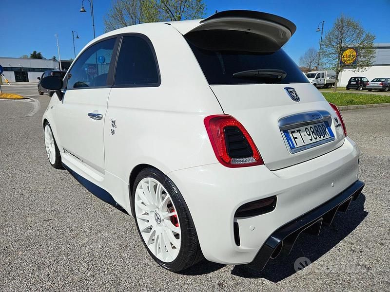 Usata Abarth 595 145 CV (106 kW) 2018 Bianco SUV