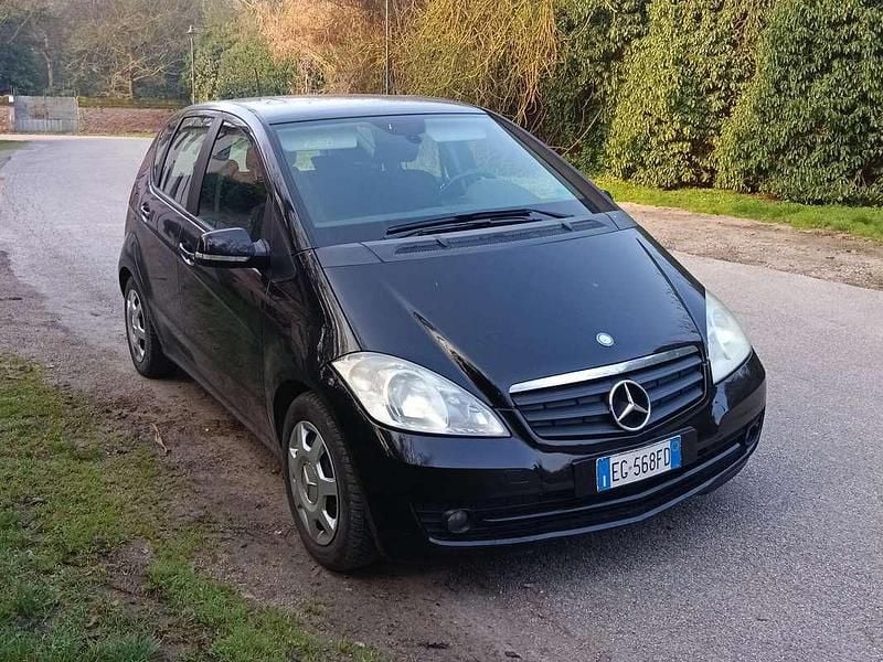 Usata Mercedes A160 Executive 82 CV (60 kW) 2011 Nero Monovolume