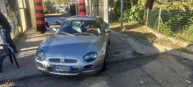 Usata MG F 120 CV (88 kW) 2001 Cabrio