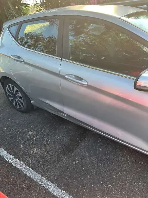 Usata Ford Fiesta Titanium 75 CV (55 kW) 2022 Argento Utilitaria