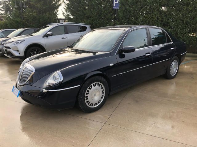 Lancia thesis usata roma 08 picture