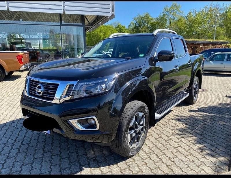 Nero Usata 2021 Nissan Navara Pick-up | 23.900 € (Super prezzo) - Immagine 1/4