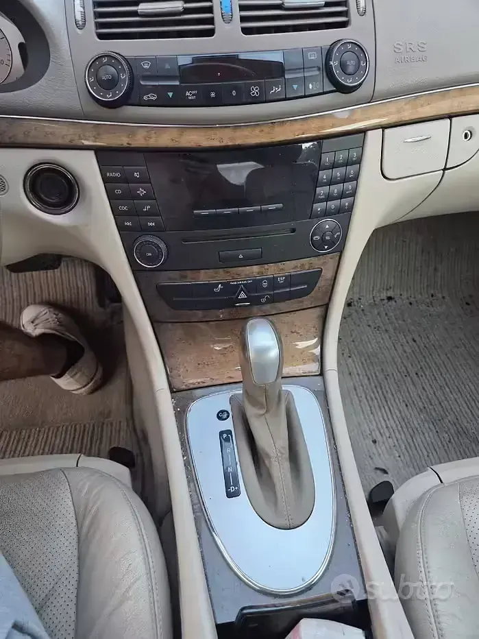 Usata Mercedes E270 Avantgarde 177 CV (130 kW) 2005 Berlina