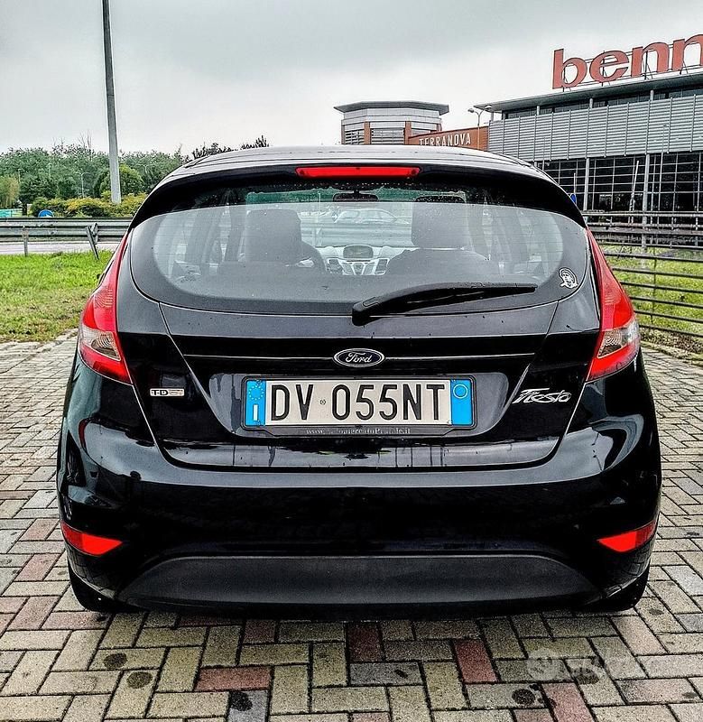 Usata Ford Fiesta 68 CV (50 kW) 2008 Utilitaria