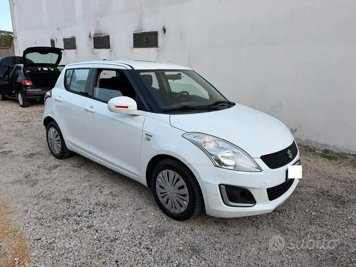 Usata Suzuki Swift 75 CV (55 kW) 2014 Bianco Utilitaria