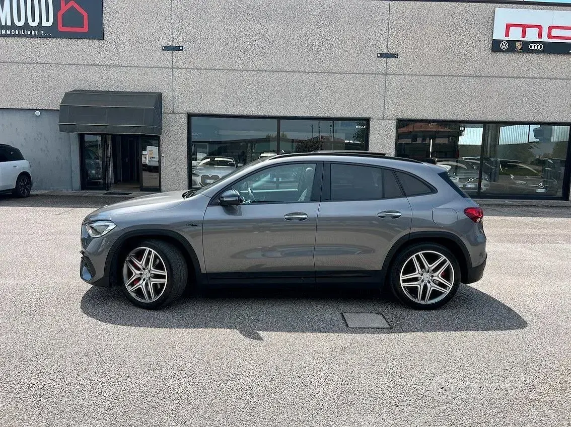 Usata Mercedes GLA45 AMG AMG 421 CV (309 kW) 2022 Grigio SUV
