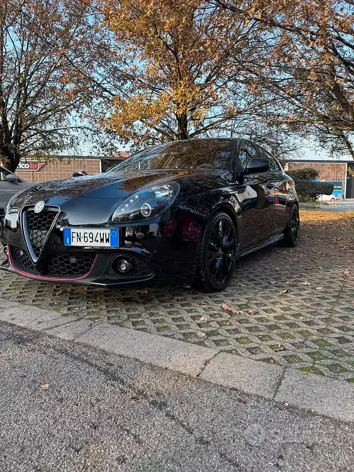 Usata Alfa Romeo Giulietta Veloce 240 CV (176 kW) 2018 Utilitaria